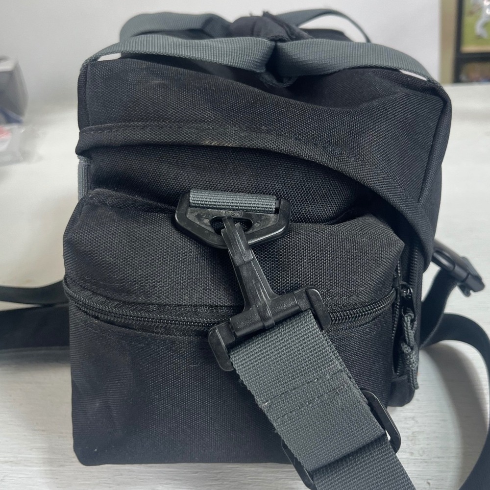 Canon Camera Bag Unisex OS Black Canvas Messenger Shoulder Strap Padded - Picture 7 of 10